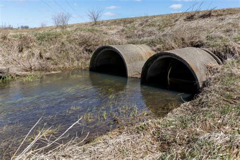 1300 Concrete Culverts Stock Photos Pictures And Royalty Free Images