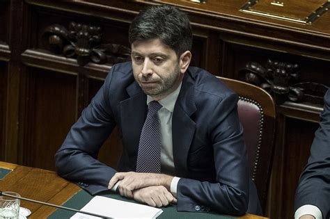 Explore tweets of roberto burioni @robertoburioni on twitter. Coronavirus, quarantena obbligatoria per chi torna dalla ...