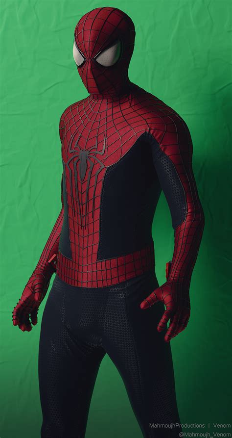 The Amazing Spider Man 2 Suit Set Photos