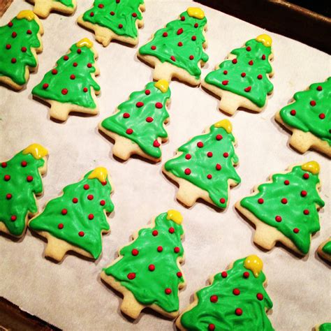 These sugar cookies are just like grandma's — with all the love but without the eggs so that people who are allergic to eggs can enjoy them too. Christmas Tree Sugar Cookies - LeMoine Family Kitchen
