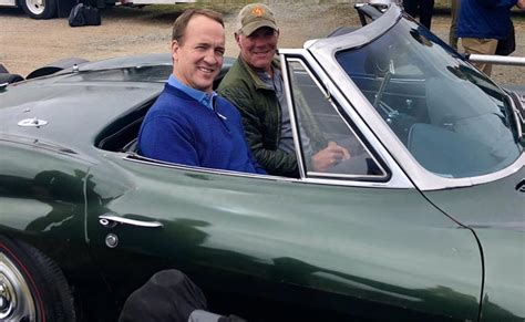 Pic Brett Farve And Peyton Manning Ride In Bart Starrs 1967 Corvette