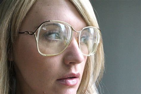 Vintage 70 S Oversized Gold Wire Eyeglasses Frames Med School Eyeglasses For Women Gold Wire