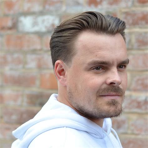 Fade letter j haircut design. Pin on Coiffure homme
