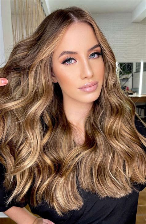 Gorgeous Hair Colour Trends For 2021 Sandy Blonde On Brown