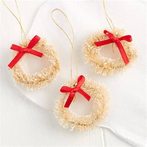Miniature Ivory Frosted Sisal Christmas Wreaths Christmas Miniatures