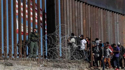 El Mensaje A Biden Sobre La Frontera Detengan La Construcción Del Muro