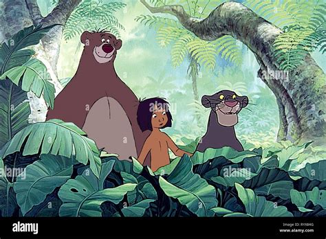 Mowgli Baloo Und Bagheera Das Dschungelbuch 1967 Stockfotografie Alamy