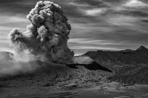 Eruption Of Mount Bromo Smithsonian Photo Contest Smithsonian Magazine