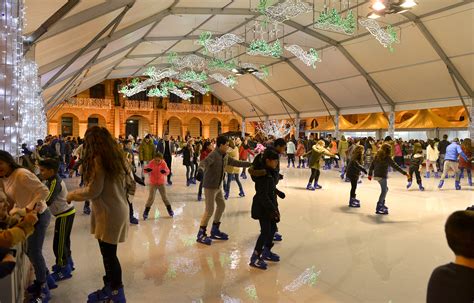 La pista de hielo abrirá al público el 1 de diciembre en la plaza
