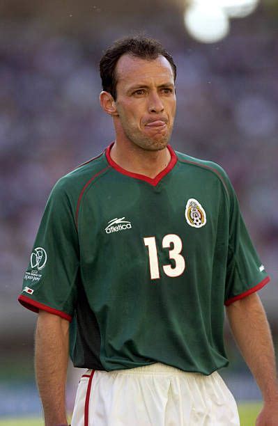  7  durante la copa confederaciones 2005 se le recuerda por imprimir a la selección mexicana una filosofía de fútbol dinámico, con buen control de balón y atacando a los. Football 2002 FIFA World Cup Finals Niigata Japan 3rd June ...