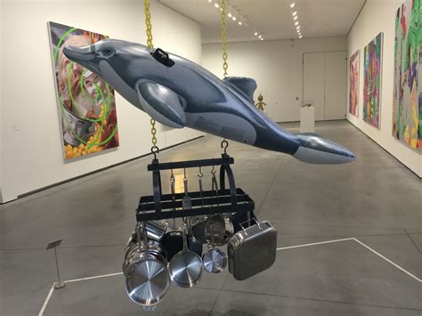 Jeff Koons Dolphin Sculpture Jeff Koons Art Dolphins Stationary
