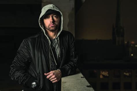 Eminem Remixe Une Chanson Pour Dénoncer Les Fusillades Aux États Unis