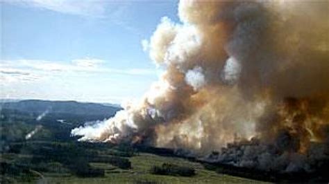 Central Bc Forest Fire Continues To Grow British Columbia Cbc News