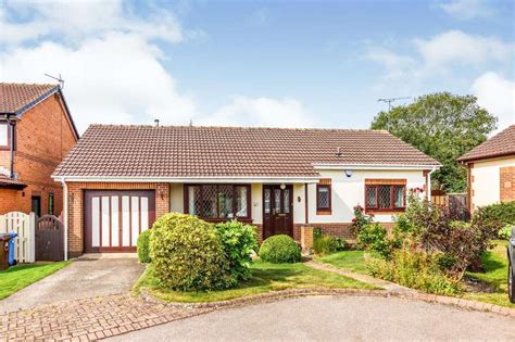 3 bedroom bungalow for sale in glade croft sheffield south yorkshire s12