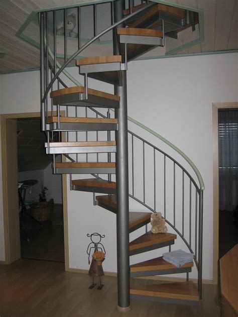 Wendeltreppen für innen sind bereits ab einem preis von ca. Treppen: Wendeltreppe innen