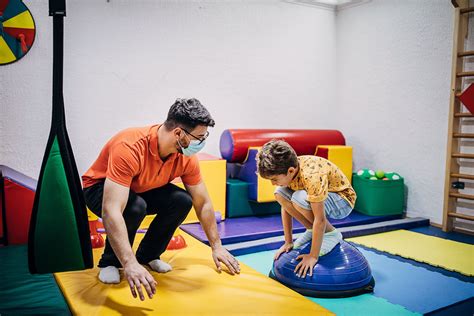 3 Benefits Of A Special Needs Daycare With A Physical Therapist