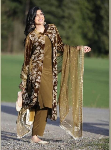 Velvet Dresses For Girls Winter Dress Velvet Pakistani Dress Simple Pakistani Dresses