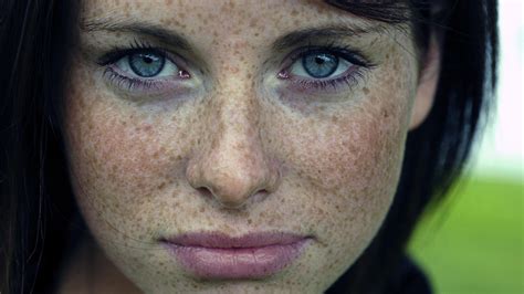 Beautiful Freckled Girls Wallpaper 1920x1080 25973
