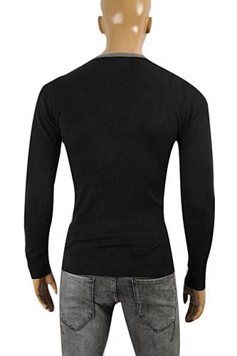 Have a knitting machine and don't know how to use it? Mens Designer Clothes | DF NEW STYLE, GUCCI Men's V-Neck ...