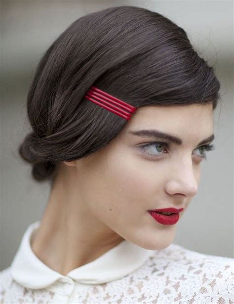 14 Hairstyles That Prove Bobby Pins Are The Only Hair Accessory You