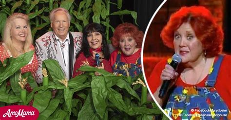 Hee Haw Cast Reunites To Celebrate Shows 50th