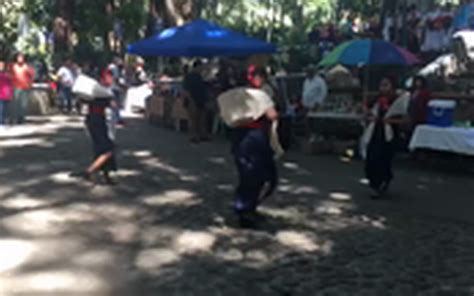 Los Asistentes Al Parque Melchor Ocampo Disfrutaron Una Tarde Bailables