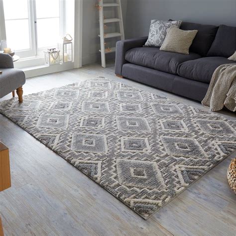 victoria geometric rug grey laminate flooring living room gray rug living room grey flooring