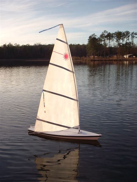 Rc Laser Sailing In Al Sailing My Rc Laser On Lay Lake In Flickr