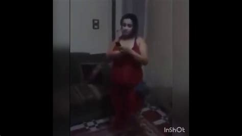 رقص مصريه بقميص نوم احمر شفاف Youtube