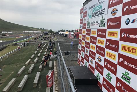 day two of bennetts british superbikes underway knockhill racing circuit