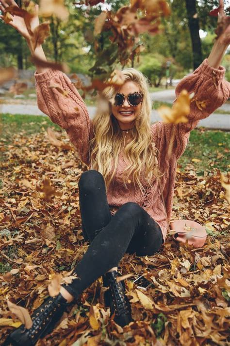 15 Fall Photoshoot Ideas To Get Some Serious Inspo Society19 Fall