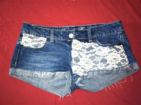 Diy Shorts Pocket Hanging Out This Also Looks Great On The Back