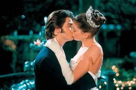 Behind The Most Iconic Kisses In Romantic Comedies Movie Kisses Princess Diaries Romance Movies
