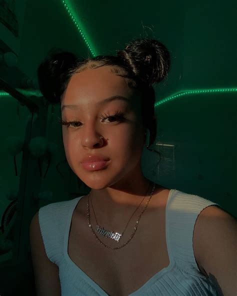 Prettyluhhazel Lightskin Girl Hd Phone Wallpaper Pxfuel