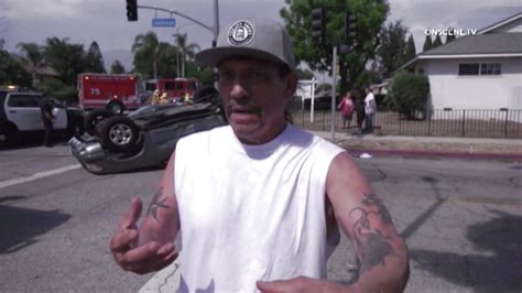 With danny trejo, michelle rodriguez, robert de niro, jessica alba. "Machete"-Star Danny Trejo rettet Baby aus Unfallauto ...