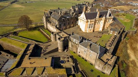 Tour Scotland And Visit Loch Lomond The Trossachs And Stirling Castle