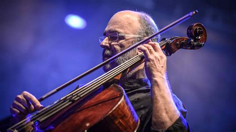 Jaques Morelenbaum El Virtuoso Cellista Brasileño Aprendí Mucho Más Con La Música Popular Que