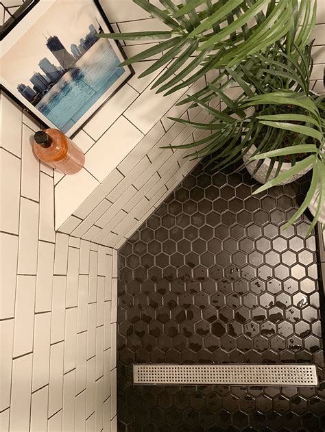 20 White Tile Floor With Black Grout