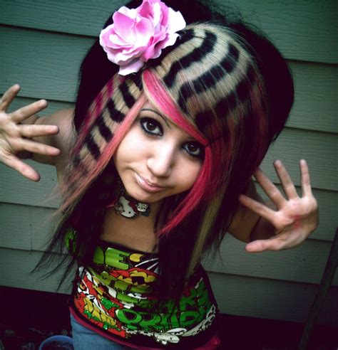 Here are a few best and easy emo hairstyles for girls that have become popular over time and are greatly appreciated. Emo hairstyles for girls | Emo hairstyles for girls