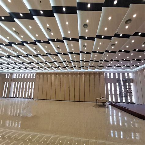 Suspended ceilings have certain requirements for lighting sources. China Aluminum Suspended Curved Baffle Ceiling with ...