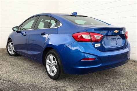 Pre Owned 2018 Chevrolet Cruze Lt 4d Sedan In Morton 109435 Mike