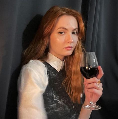Zanafonty Fotky A Vide Na Instagrame Red Wine Instagram