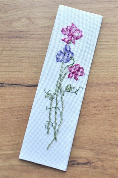 Cross Stitch Bookmark Pattern Floral Sweet Pea Flowers Etsy クロスステッチの