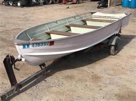 1961 Osage 14ft Aluminum Boat With Loretto Equipment 343 K Bid