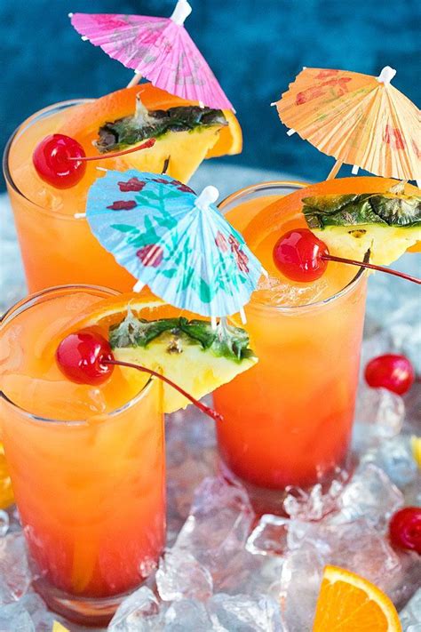 Malibu is specifically known for their coconut flavored liqueur. Malibu Recipe Drinks / vodka rum mixed drinks - A super ...