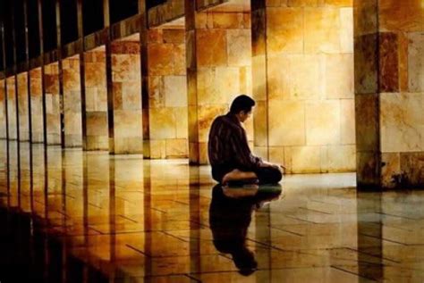 Niat sholat jamak taqdim dzuhur dan ashar أُصَلِّي فَرْضَ الظُّهْرِأربع رَكعَاتٍ مَجْمُوْعًا مع العَصْرِ جَمْعَ. Tata Cara Shalat Jamak Taqdim Dan Jamak Takhir berseta niat