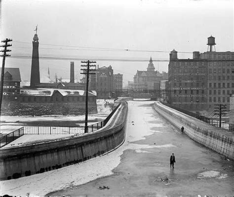 Aqueduct Over The Genesee River Rochester Ny The Erie Canal Aqueduct Drained Of Water For