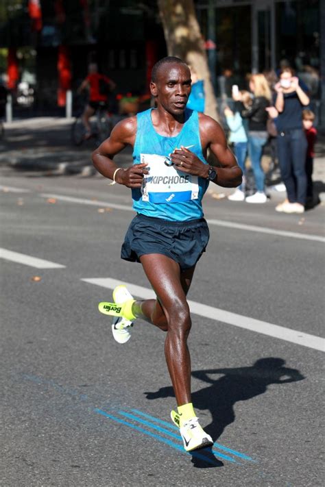 A group of experts were asked to consider whether nike's vaporfly. Eliud Kipchoge remporte le Marathon de Berlin malgré des ...