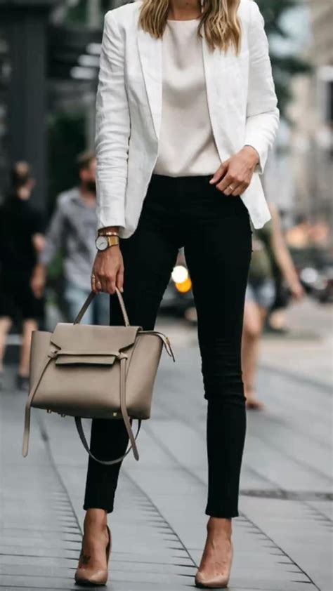 Great How To Dress Minimal Classic Style Classic Style Outfits Work