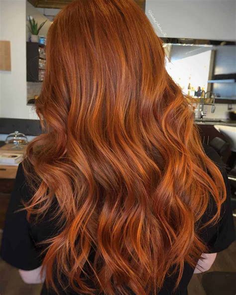 Long Auburn Hair Styles To Embrace An Autumnal Aesthetic Koper Rood Haar Kapsels Bruin Haar